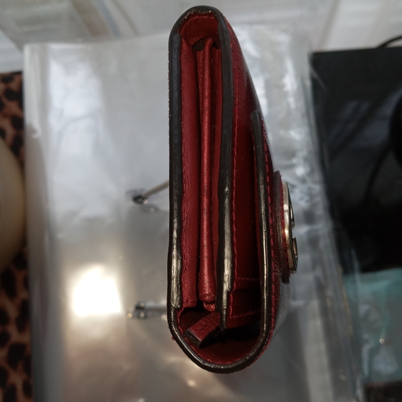 EUC GUCCI  INERLOCKING HEART GG LOGO RED LEATHER LARGE BI-FOLD WALLET - Picture 5 of 14